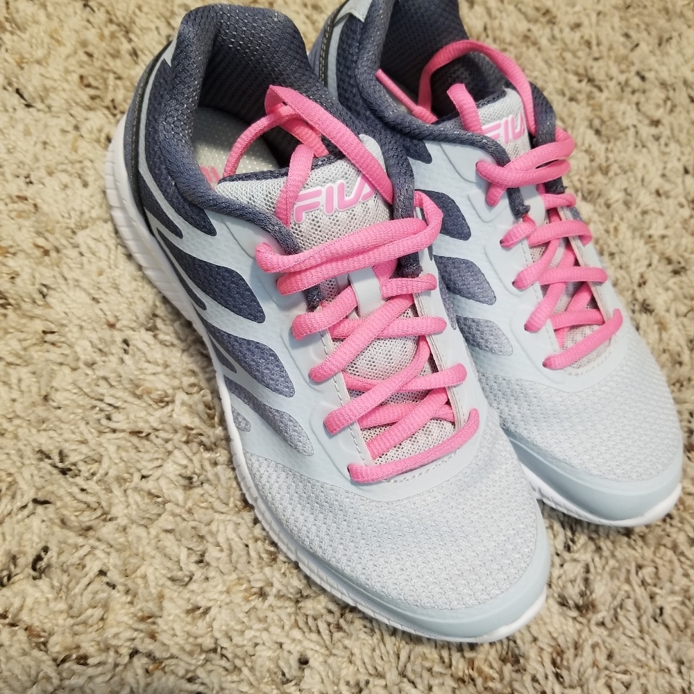 Girl size 4 shoes